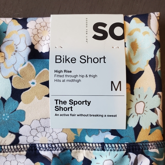 SO | Junior's Crossover Biker Shorts in Blue Floral sz Various - Picture 4 of 10